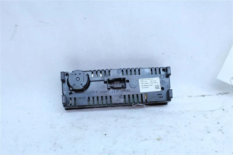 CONTROLES DE TEMPERATURA TRASEROS 528i 535i 535i GT 550I 550I GT 640I 09-19 1131849 Foto 2 de 4