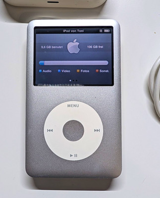 Apple iPod classic 6. Gen 160 GB Silber mit Dock, Remote, Netzteil