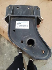 Automann M12084 Front Right Hand Hanger Transpro