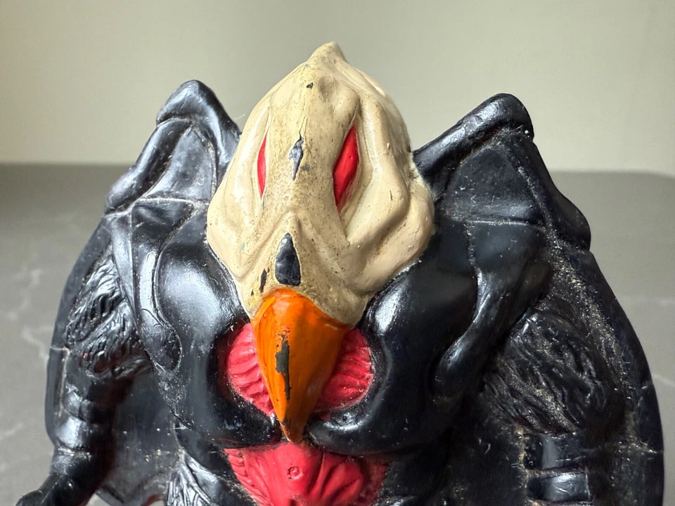 G1 Transformers Monstructor Pretender Birdbrain Outer Shell Vintage - Image 2 of 4