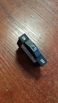 BMW 7ER E65 E66 KOFFERRAUM STROMVERTEILUNG BATTERIESCHALTER 8379594