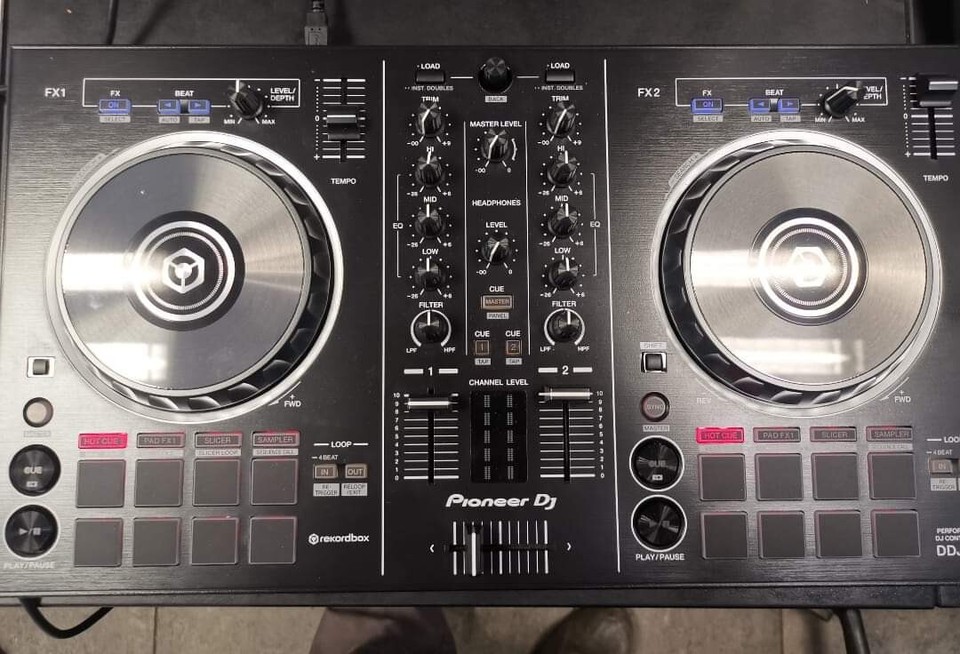 Pioneer DDJ RB DJ Controller Used Black Compact Portable 2