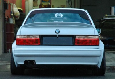 Euro red clear taillight & seal set for BMW E30 Late model