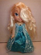 Jakks Pacific Disney FROZEN Snow Elsa 14" Talking & Singing Doll ENGLISH