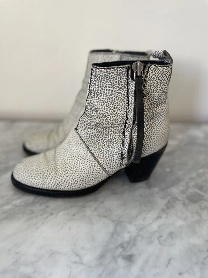 Acne Studios Pistol Suede Ecru Boot 39 Leather Women 8.5 m Fringe Ankle Booties - Image 3 of 4