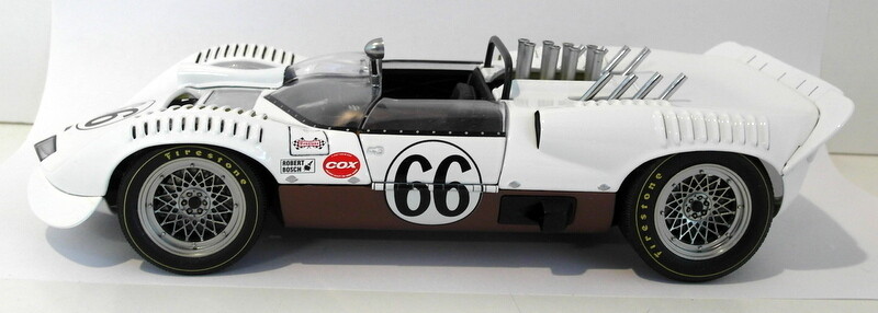 オートアート シャパラル2 スポーツレーサー 1/18 Chaparral 2 Sport Racer 1965 #66 AutoArt 1:18 Diecast
