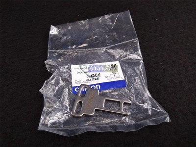 ONE   D4DS-K1 Door Switch key New *uq