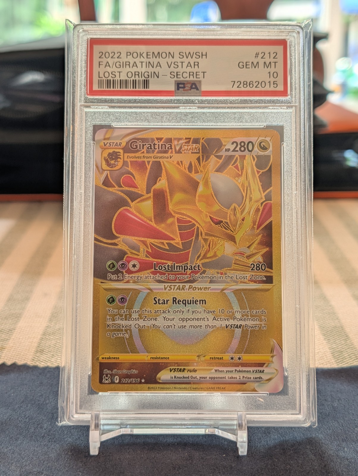 Pokemon Card Giratina VSTAR 212/196 Lost Origin Gold PSA 10 Secret Rare English
