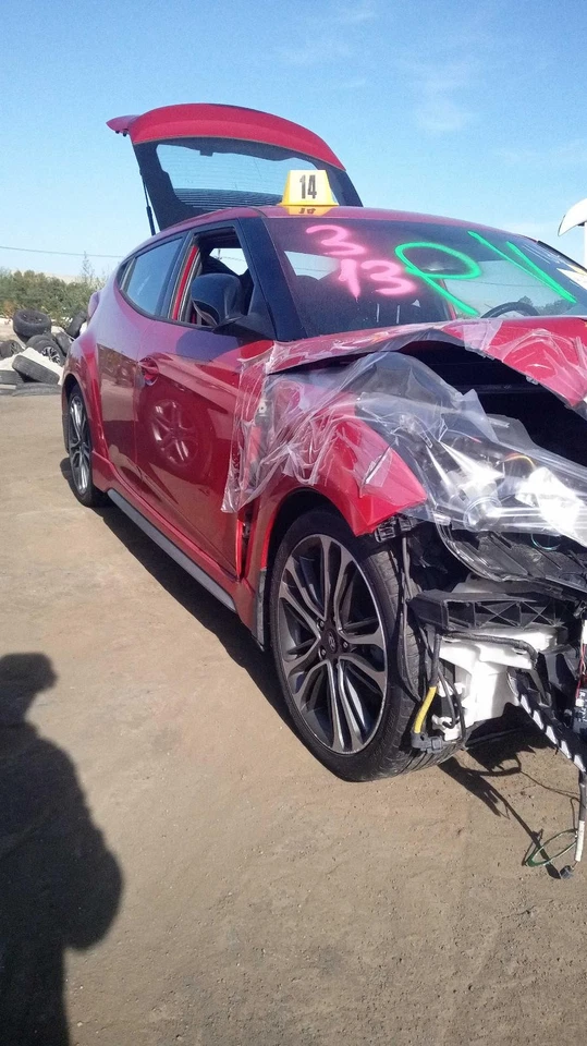 Hyundai Veloster 2016 puerta izquierda roja - buen estado, 83 k millas, repuesto OEM Foto 3 de 4