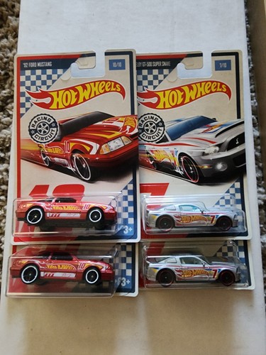 Coffret Hot Wheels 100% Mustang - 2 Voitures - Série Mensuelle - Neuf Scellé - Collection