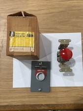 ALLEN BRADLEY 800H-1AHG EMERGENCY STOP PUSHBUTTON ASSEMBLY  NEW IN BOX 