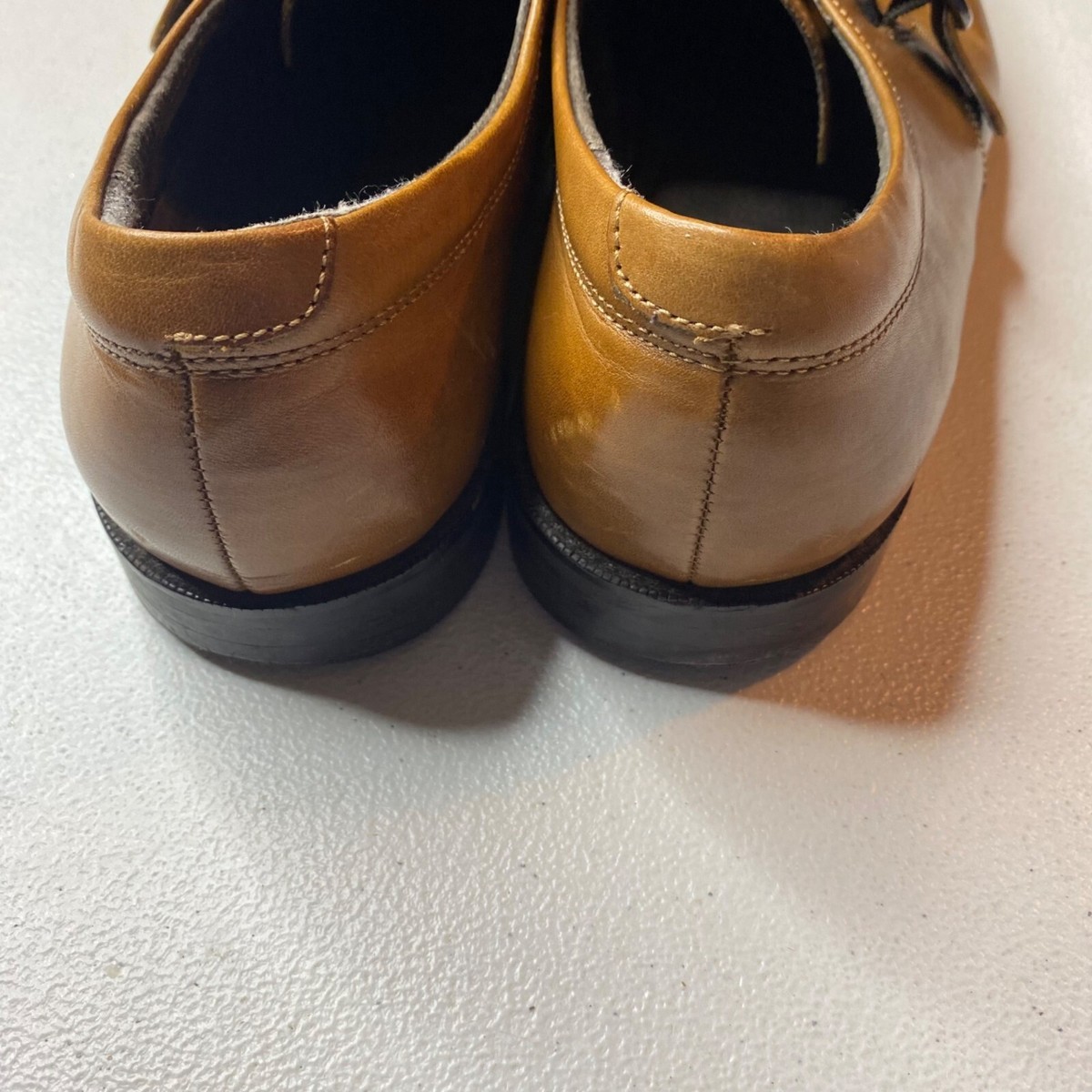 Joseph Abboud Genuin Italian Leather brown buckle closure loafer size 9.5 Mens Joseph Abboud Genuin Italian Leather Tan | Mercari main image 2