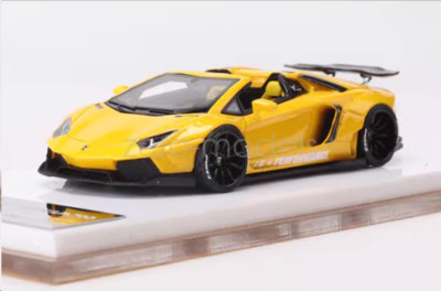 FW 1:64 Yellow Aventador LP700 Convertible LBWK Sport Diecast