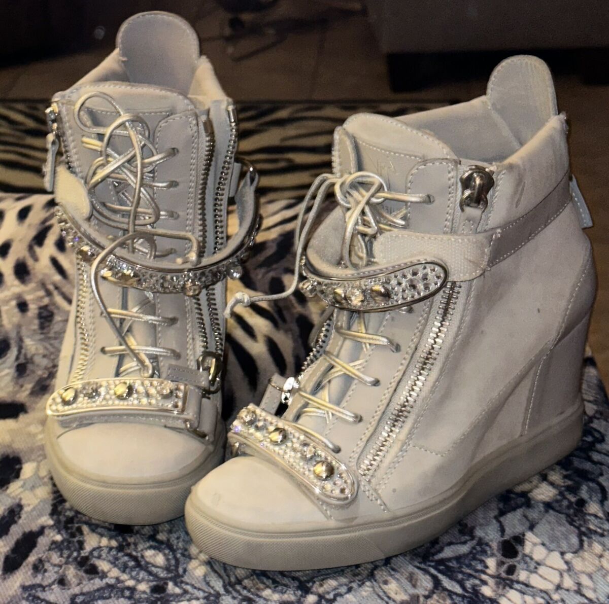 Giuseppe Zanotti Women's Jennifer Lopez Tiana Rhinestone Giuseppe Zanotti Women's Jennifer Lopez Tiana Rhinestone