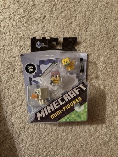 Minecraft Mini Figures Ice Series 5 Ocelot With Fish Attacking Ghast Steve Armor
