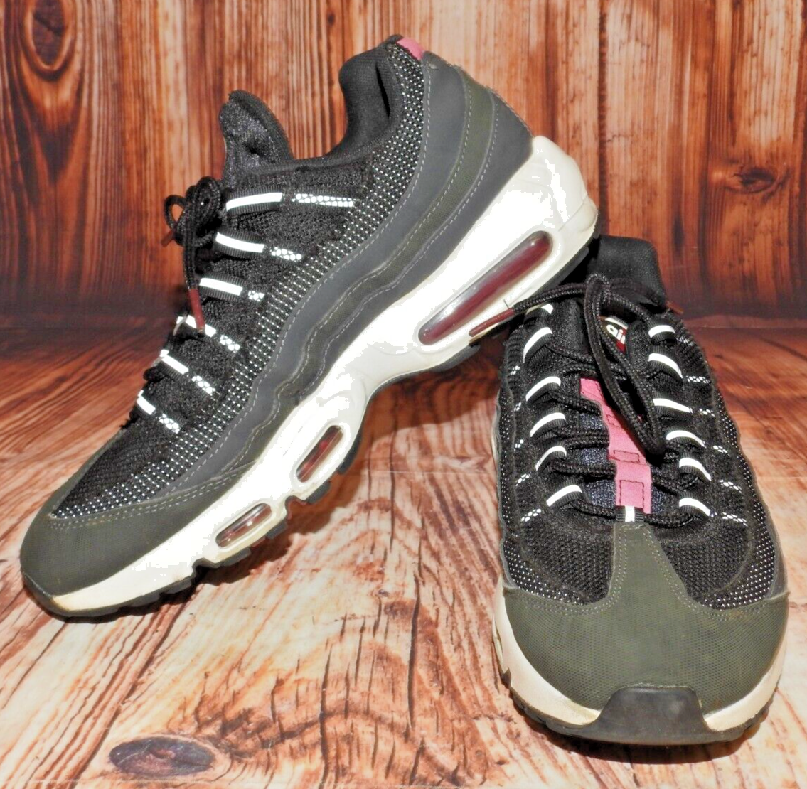 Nike Air Max 95 Essential Anthracite Black Team Red Maroon DQ3982