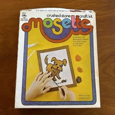 Craft Master Crushed Stone Mosette Craft Kit #20604 Curious Pup VTG 1974