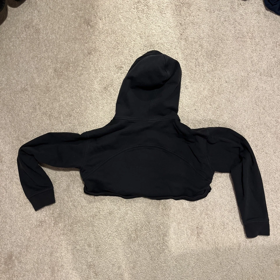 Sudadera corta negra Lululemon talla 10 Foto 4 de 4