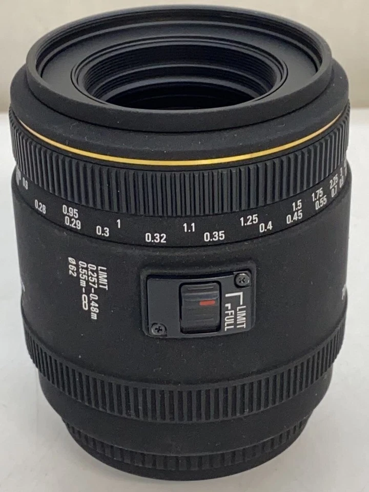 SIGMA 70mm/F2.8 EX DG MACRO Nikon fonctionnel - Photo 1/4