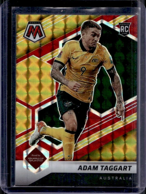 2021 Mosaic Road to FIFA World Cup Adam Taggart RC Choice Mosaik Rot & Gold #/88