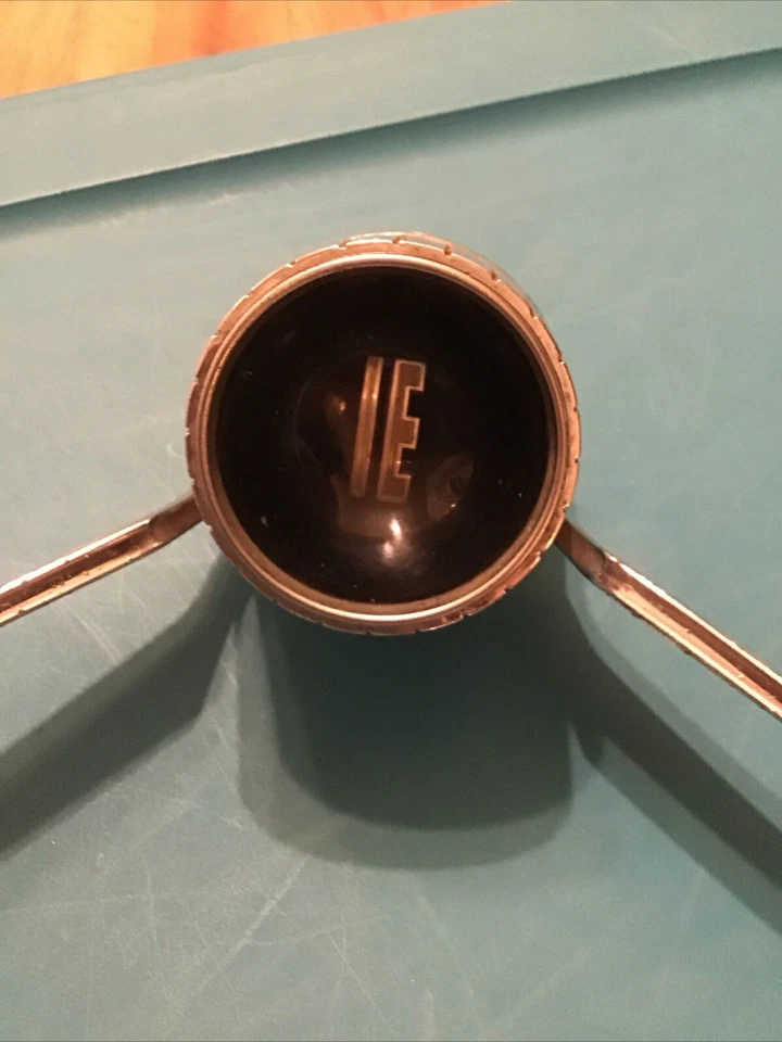 1960-1961 Chrysler Windsor Saratoga Newport Steering Wheel - Image 2 of 4