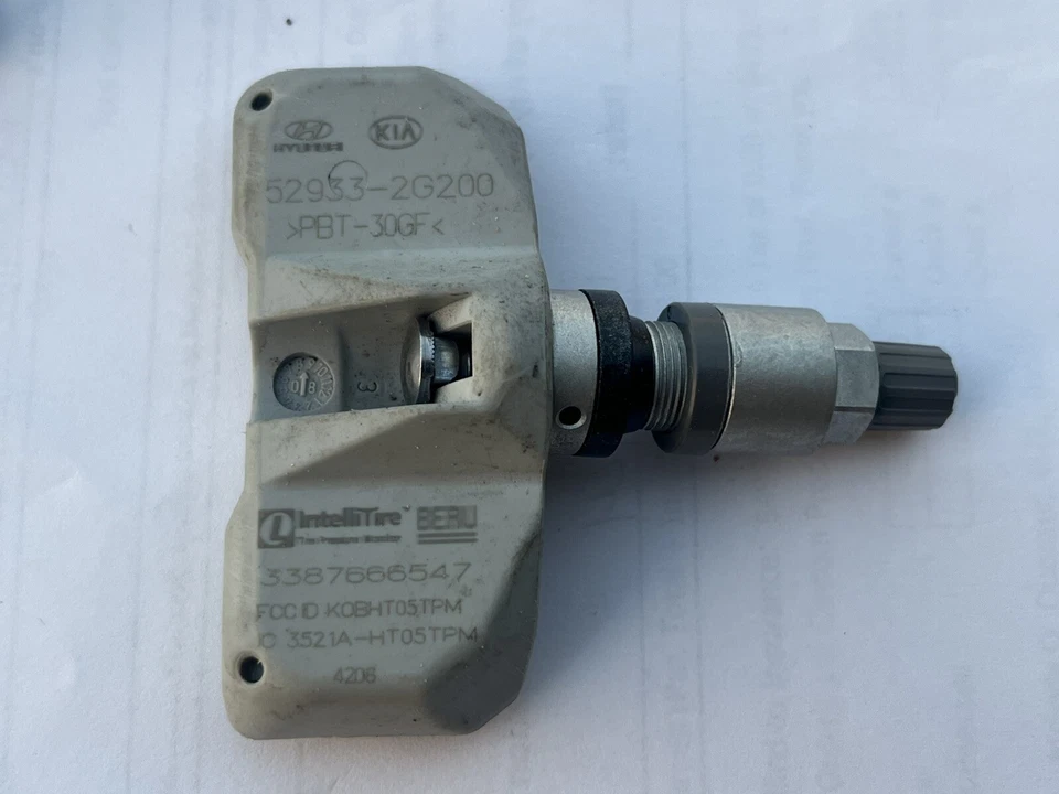 Hyundai  TPMS Tire Pressure Sensors  Set of 4 OEM  52933-2G200 - Image 2 of 2