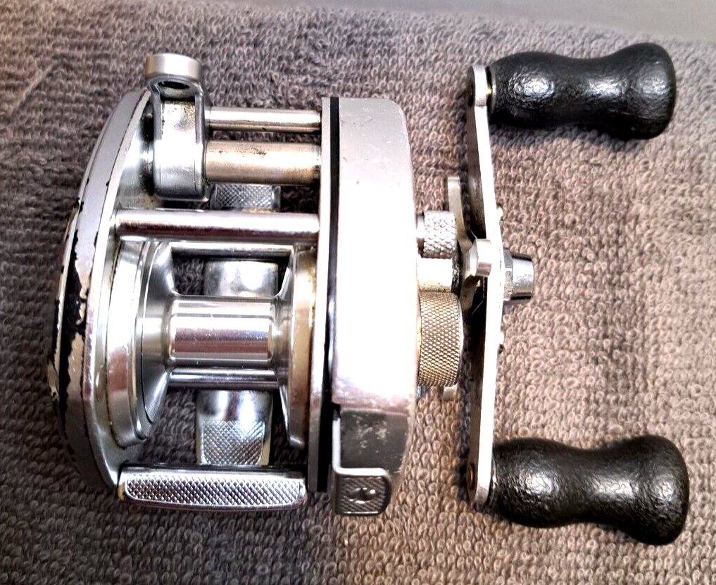Vintage Shimano Bantam 100 Designed For Professionals Vintage Shimano Bantam 100 Designed For Professionals