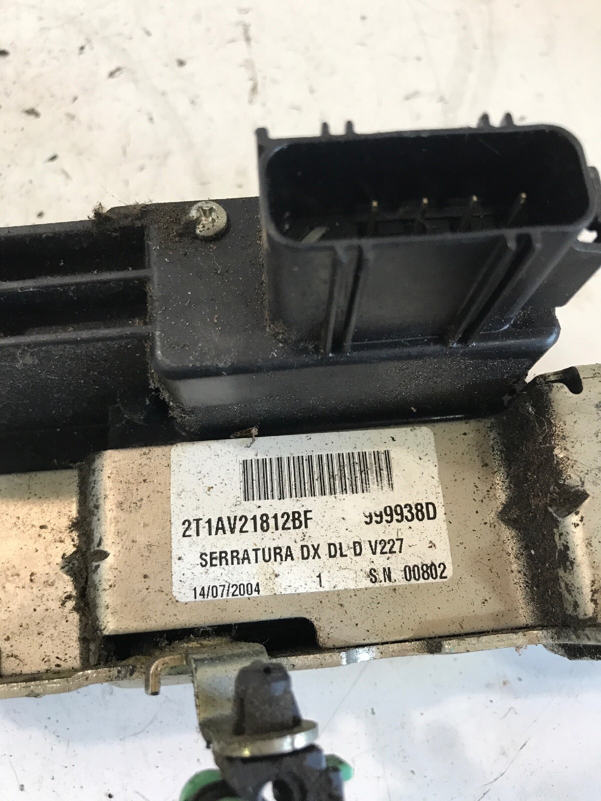 FORD CONNECT FRONT RIGHT DOOR LOCK MECHANISM 2T1AV21812BF 999938D  