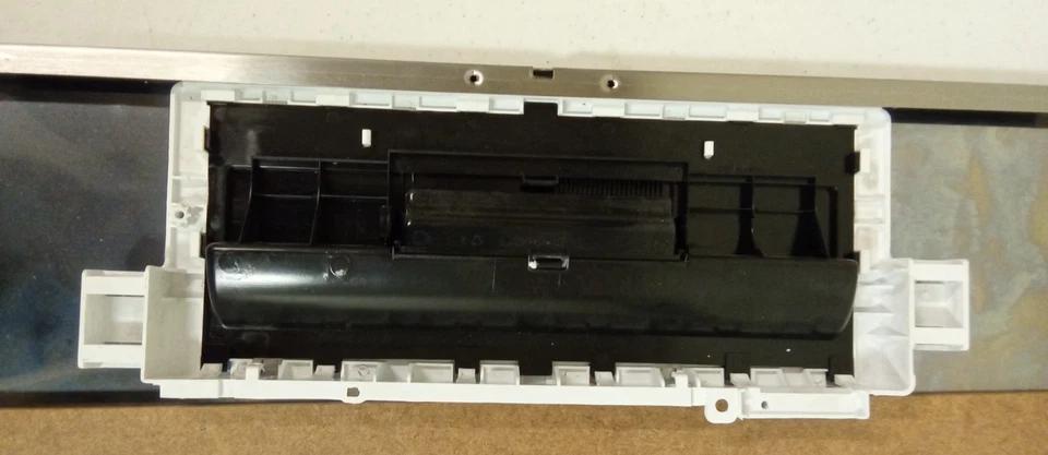 Beko Lavavajillas 1766210009 Panel Frontal Acero Inoxidable Caja Abierta TM-107 Foto 4 de 4