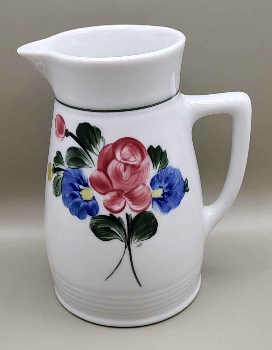 Lilien Porzellan Austria Tea Pitcher And 4 Cups marked Lilien Porzellan Austria Tea Pitcher And 4 Cups marked