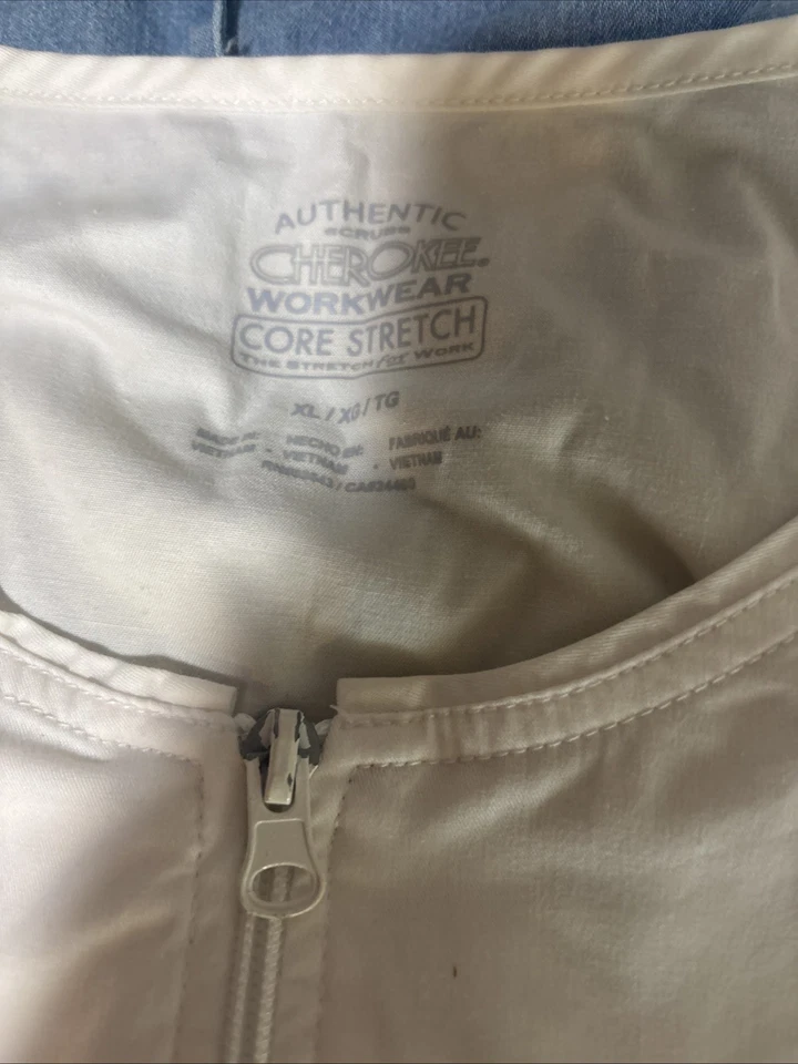 Lot Of 2 Women’s Large/XL Scrub Tops Long Sleeve Jeans And White Cotton - Image 4 of 4