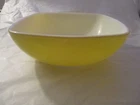 Pyrex #515B-015 1.5 Quart Primary Yellow Square Hostess Bowl Ovenware