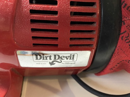 Vintage Royal Dirt Devil Red Hand Vac Vacuum Model No. 103 - Picture 7 of 10