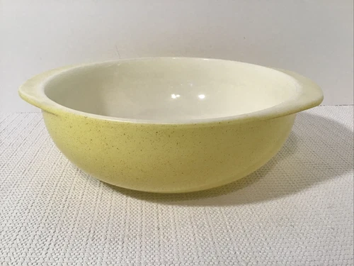 VINTAGE PYREX MIXING/CASSEROLE DISH #024 2 QT  YELLOW DESERT DAWN