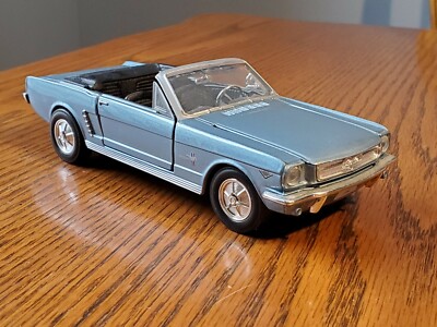 自動車 1/24 1964 Ford Mustang Convertible s-l400.jpg