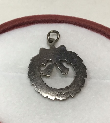 Vintage Sterling Silver JMR Enameled Holiday Wreath Charm Bracelet Charm - Picture 2 of 7