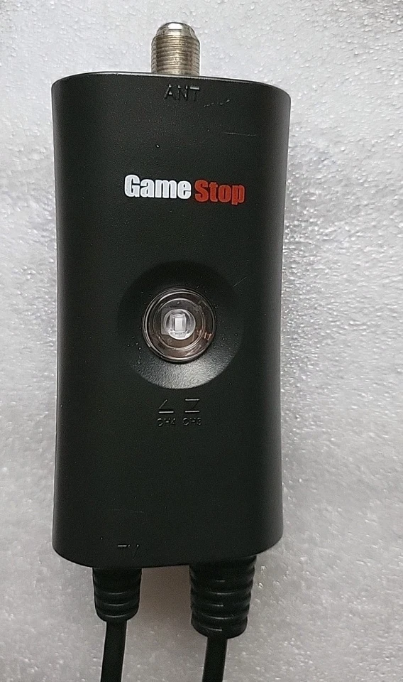 GameStop BB-9931 Universal RF Adapter for Xbox, PlayStation, N64, Game Cube - Image 2 of 4