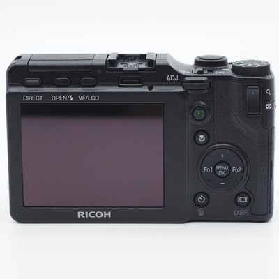 RICOH GXR＋S10 KIT 24-72mm 170540 Amazon.com : Ricoh Camera Kit Includes GXR and S10 24-72 mm F2.5