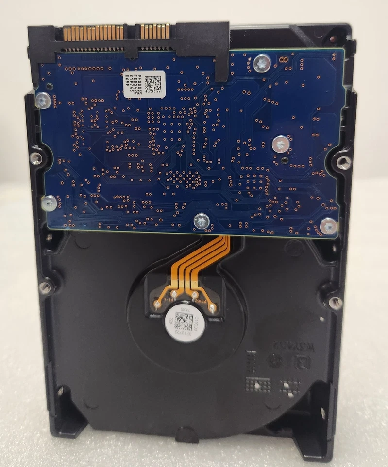 Toshiba HDD,DT01ACA200 2TB 7200RPM 64Mb Cache Sata III 3,5" Zoll - Bild 2 von 3