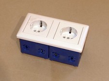 Gniazdo - podwójne - kanał kablowy