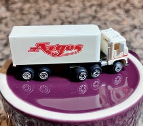Galoob Micro Machines 1980&rsquo;s Cab Over Semi Truck With Opening Doors & Cab Minty