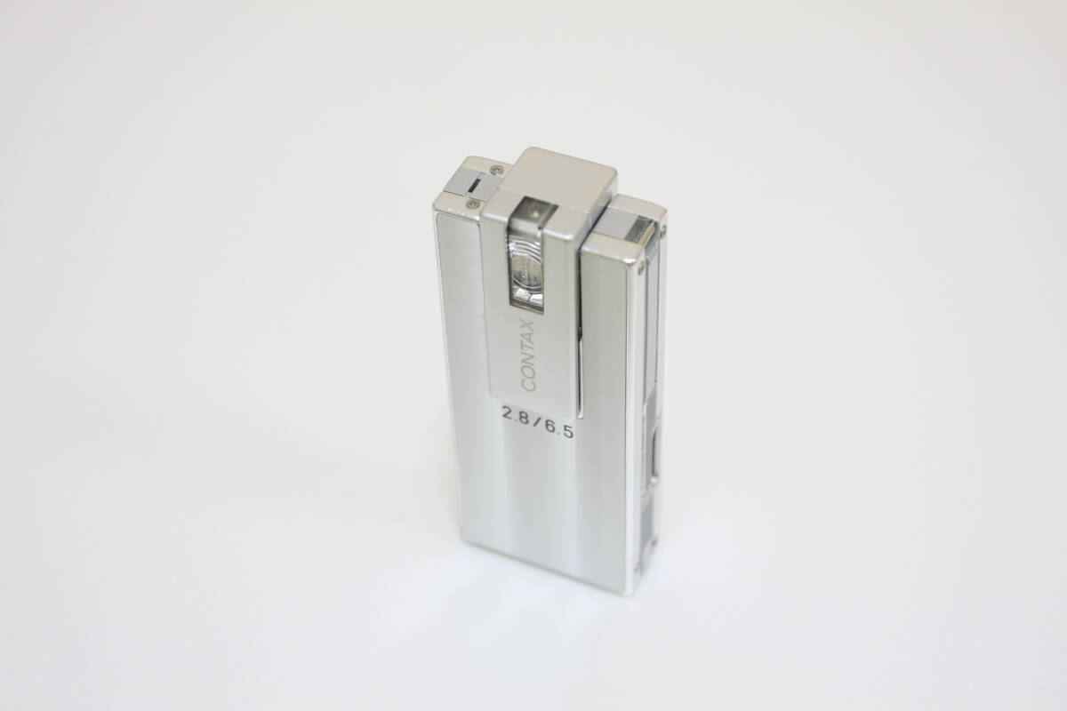 Contax i4R Silver Digital Camera Carl Zeiss Tessar T*Lens Contax i4R Silver Digital Camera Carl Zeiss Tessar T*Lens