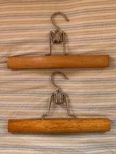 Coppia di Appendini per Pantaloni in Legno - Modernariato