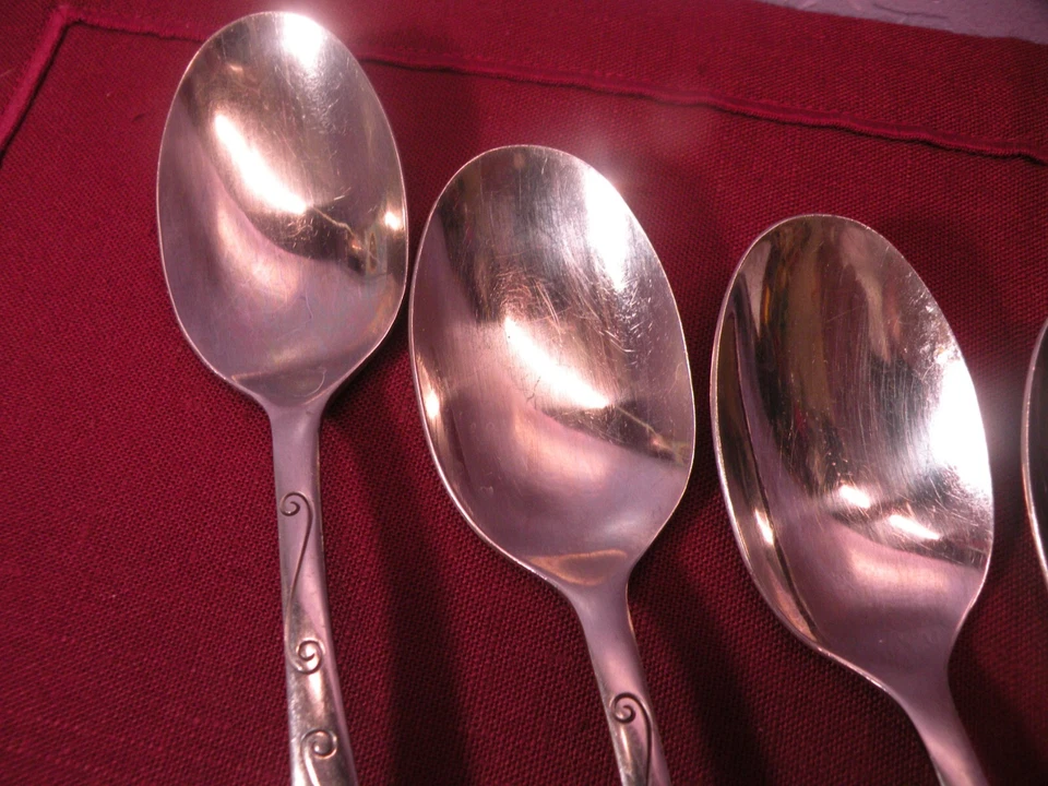 Conjunto de 5 colheres de sopa de aço inoxidável Cambridge borboleta e pergaminhos lugar oval 8 pol. GH3 - Imagem 2 de 4