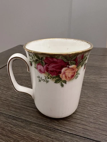 Royal Albert Old Country Roses Coffee Cup, Bone China Bristol Beaker, T19