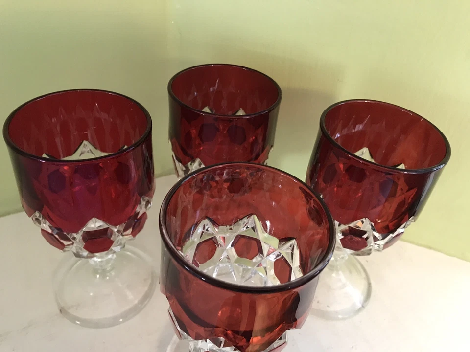  лот из 4 винтажных красных и прозрачных стеклянных кубков с отпечатком большого пальца 6 дюймов со стержнем - Изображение 2 из 4