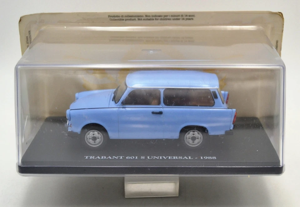 TRABANT 601 UNIVERSAL SW STATION WAGON from 1988, 1/24 scale, by IXO for... - Image 2 of 2