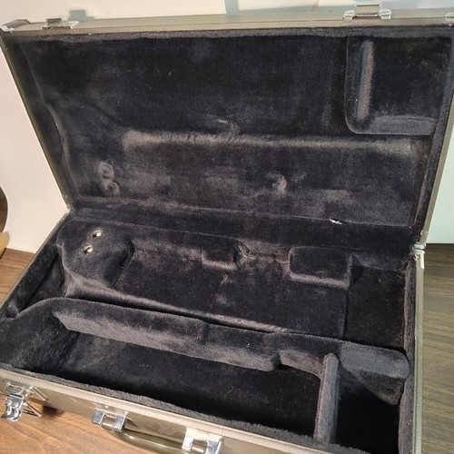 Yamaha Trumpet Case Only - Scuffs Marks Etc - Good Insides - Picture 16 of 21