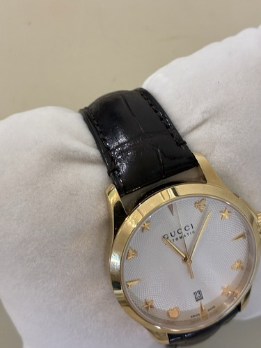 Orologio unisex nuovo con scatola autentico GUCCI G-Timeless quadrante argento Y-oro PVD pelle - Foto 2 di 24