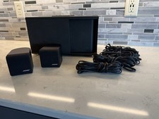 BOSE Acoustimass 3 Series III Speaker System, Subwoofer with 2 Cubes Black